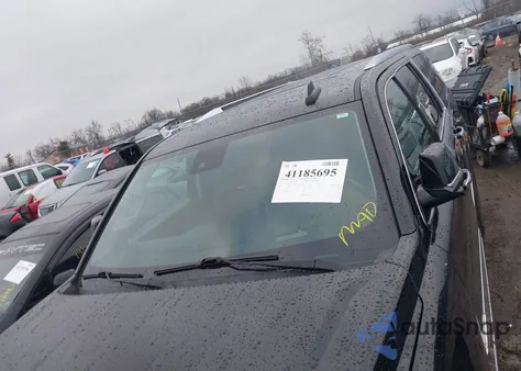 2020 Cadillac Escalade Esv 4Wd Luxury z USA, uszkodzony, nr VIN 1GYS4HKJ2LR143883